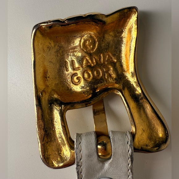 Ilana Goor White Leather Belt Sculptural Gold Buckle Vintage Artisan Designer M - Picture 4 of 9